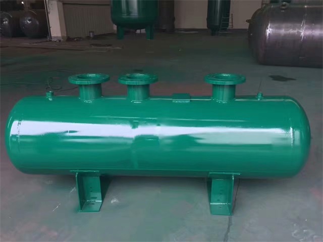 达拉特达拉特达拉特蒸汽分气缸